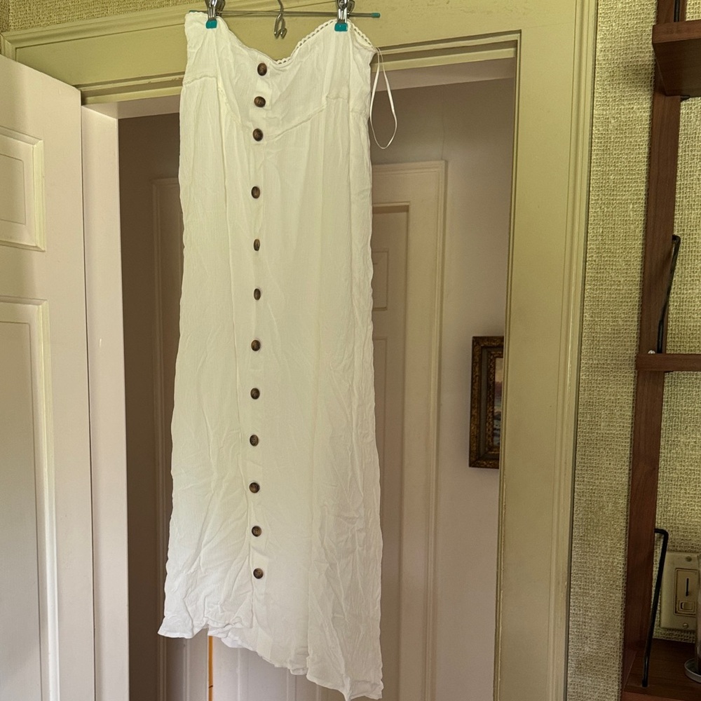 Elegant White Button-Down Skirt